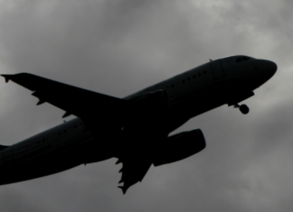 Gobierno habilita vuelo humanitario para dominicanos afectados por terremotos en Venezuela