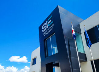 Superintendencia de Electricidad aprueba nuevas reglas para la instalación y operación de sistemas de paneles solares