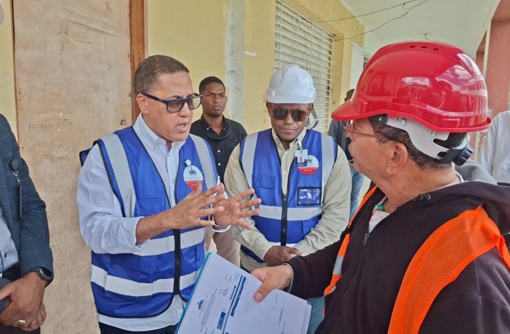 Infraestructura Escolar agiliza terminación de escuelas en Hondo Valle y Juan Santiago, Elías Piña con el Plan «Aulas 24/7-365»