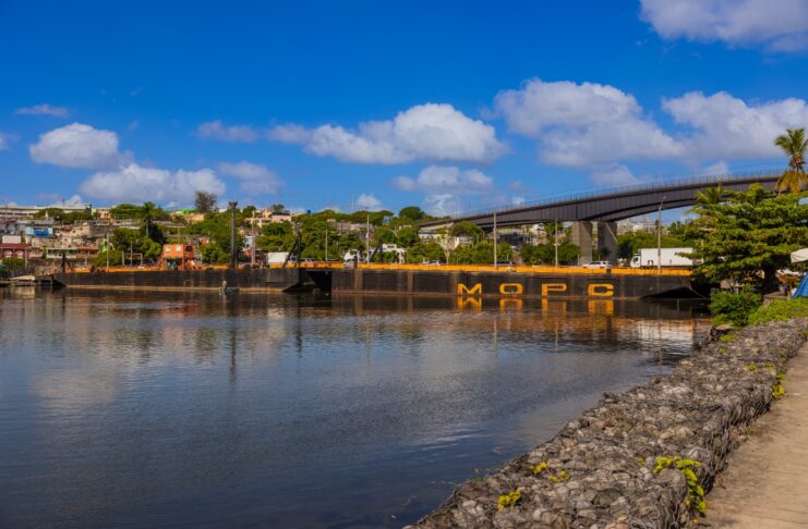 Anuncian el cierre del puente flotante este sábado por dos horas