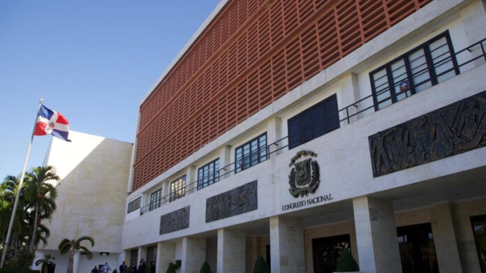 Congreso conforma comisión bicameral que analizará propuestas de modificación al Código Penal