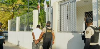 DNCD ocupa más de 14 mil gramos de drogas y arrestan a 56 personas en Santo Domingo Este