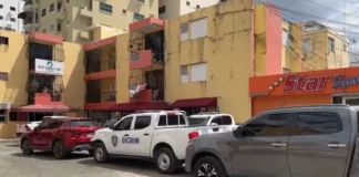 Hallan dos personas muertas en avanzado estado de descomposición en apartamento de la avenida Rómulo Betancourt