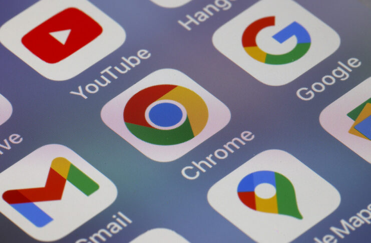 La UE impone una multa a Google de 890 millones de euros