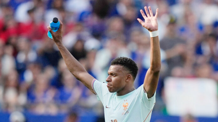 Mbappé alcanza un hito solo superado por Messi