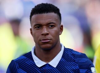 Mbappé reacciona a los comentarios racistas de una senadora paraguaya