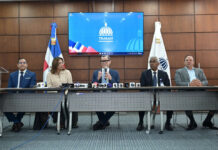 Ministro de Trabajo recibe propuesta para no discriminación de empleo por edad