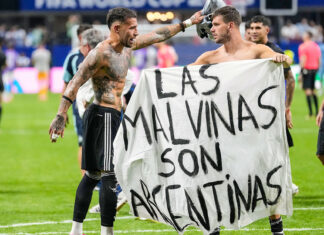 Pancarta de las Malvinas pone en riesgo a Argentina de cara a la final del Mundial