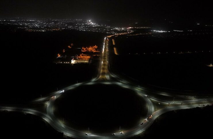 MOPC y RD Vial impulsan seguridad con iluminación de más de 200 km de autopistas. Este año se ejecutarán 300 km