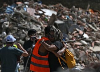 Asciende a 4.333 el número de víctimas del doble terremoto en Venezuela