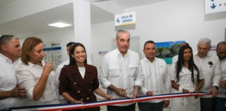 Abinader entrega remozado Hospital Municipal de Guayubín y nueva área de Emergencia