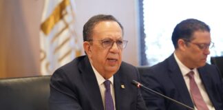 Valdez Albizu, Magín Díaz y Sanz Lovatón pasan revista a la economía junto a presidentes de la banca múltiple
