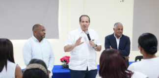 Ministro Víctor Atallah destaca reducción de 82 % de los casos de malaria en Azua