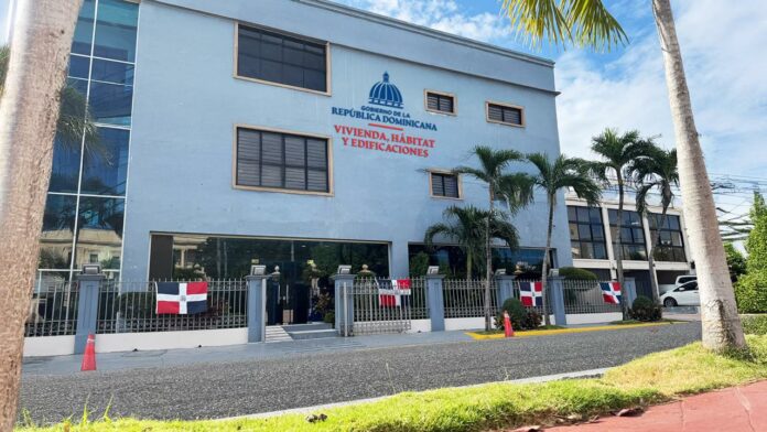 Mivhed paga US$151.7 millones en cuotas pendientes ante organismo de vivienda