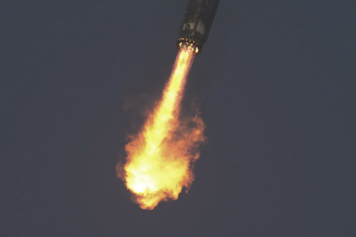Parte de un cohete de SpaceX a la deriva se estrelló contra la Luna, según científicos