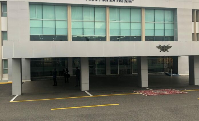 Habilitan centro de acopio para enviar ayuda a afectados por sismo en Colombia