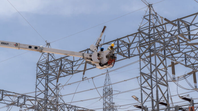 ETED fortalece infraestructura de transmisión eléctrica en Samaná