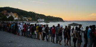Italia rechaza el ultimátum de España y mantiene sus controles fronterizos