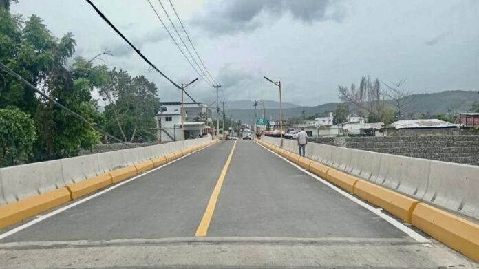 Puente Antonio Guzmán queda abierto al tránsito y devuelve a La Vega una conexión anhelada