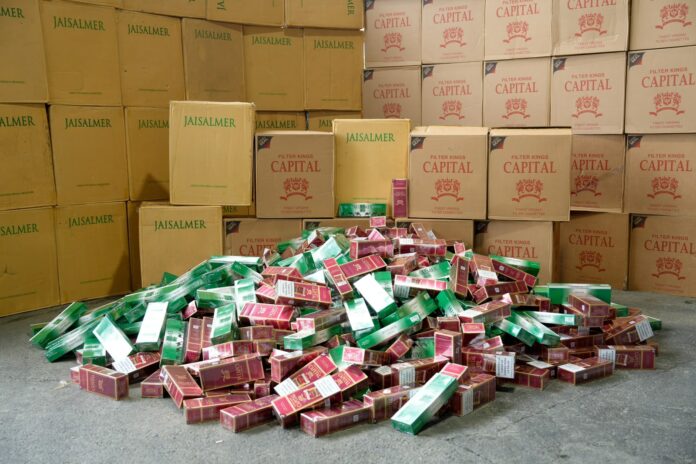 Aduanas destruye más de 8.2 millones de cigarrillos incautados por contrabando